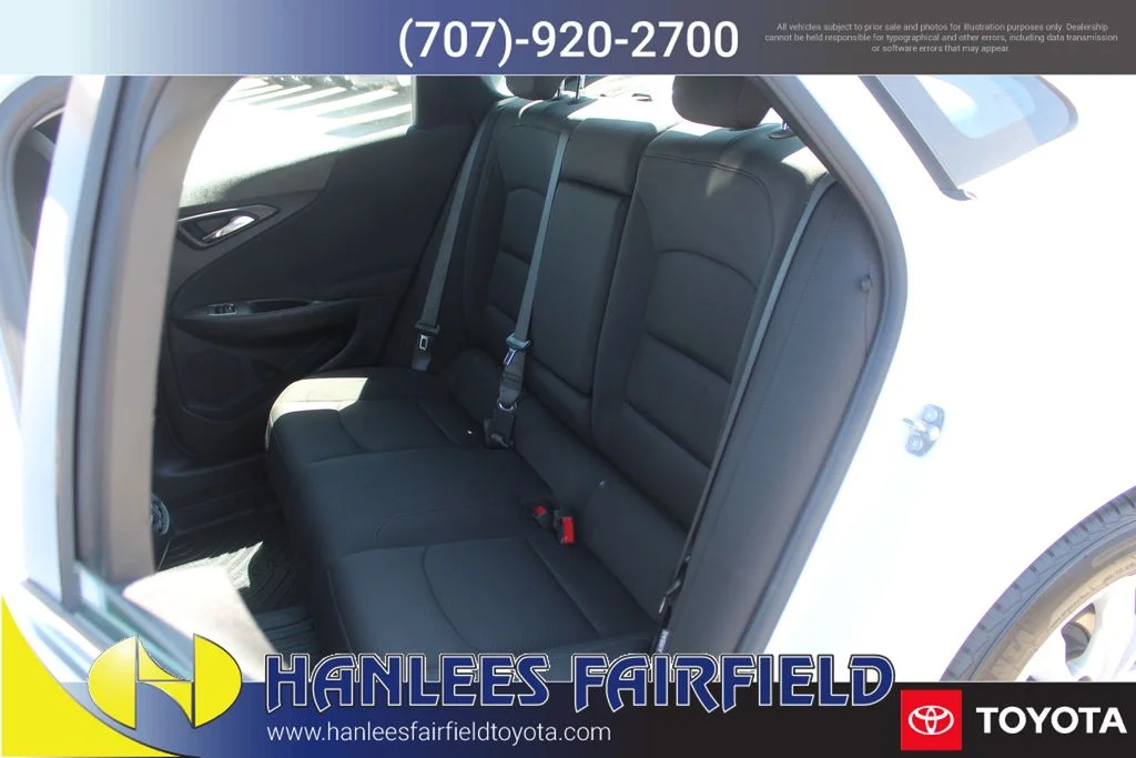 Used 2020 White Chevrolet LT image 14