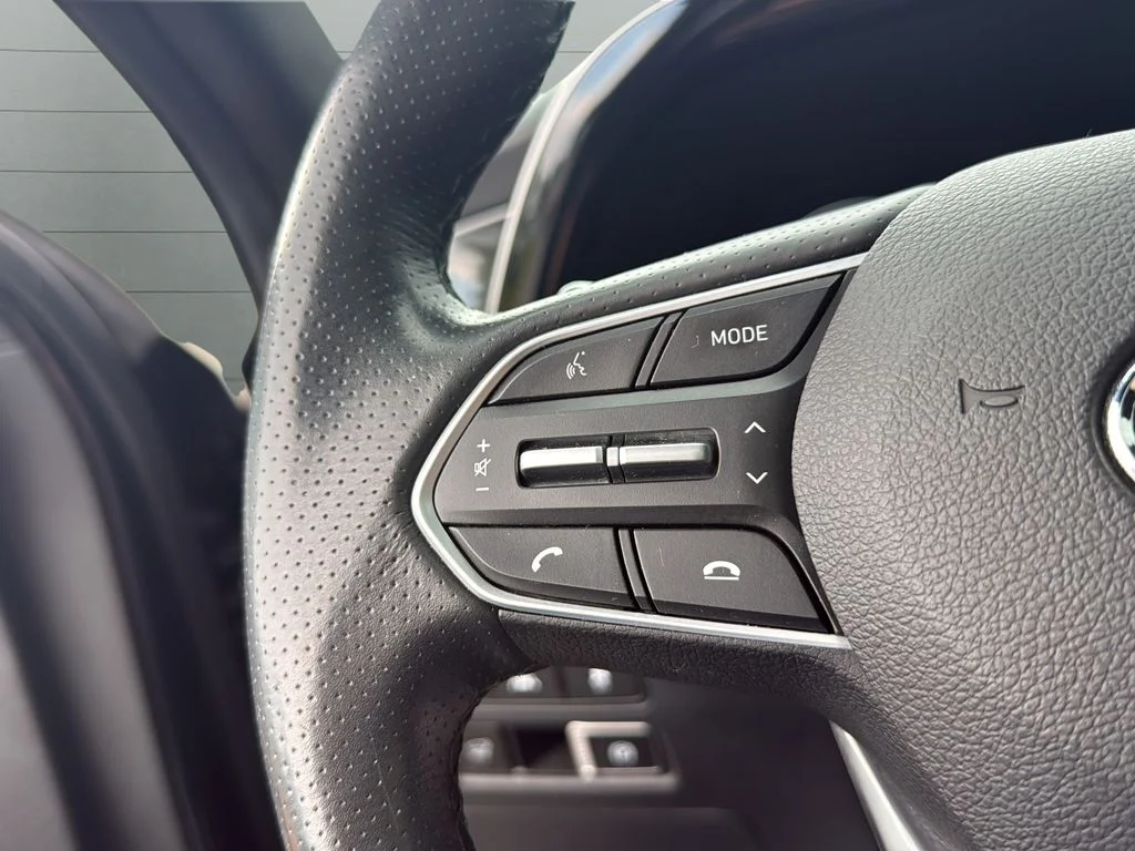 Certified Used 2020 White Hyundai Limited image 14