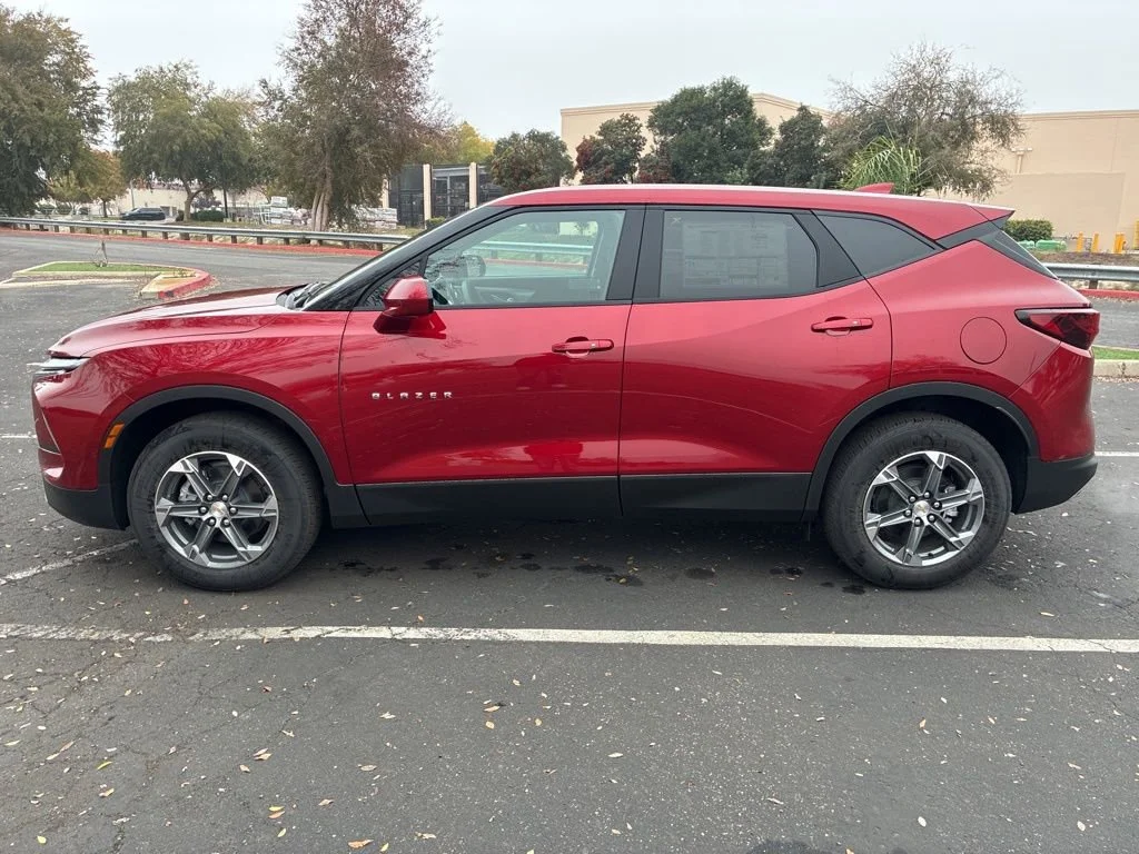 2025 Chevrolet Blazer 2LT - Photo 6