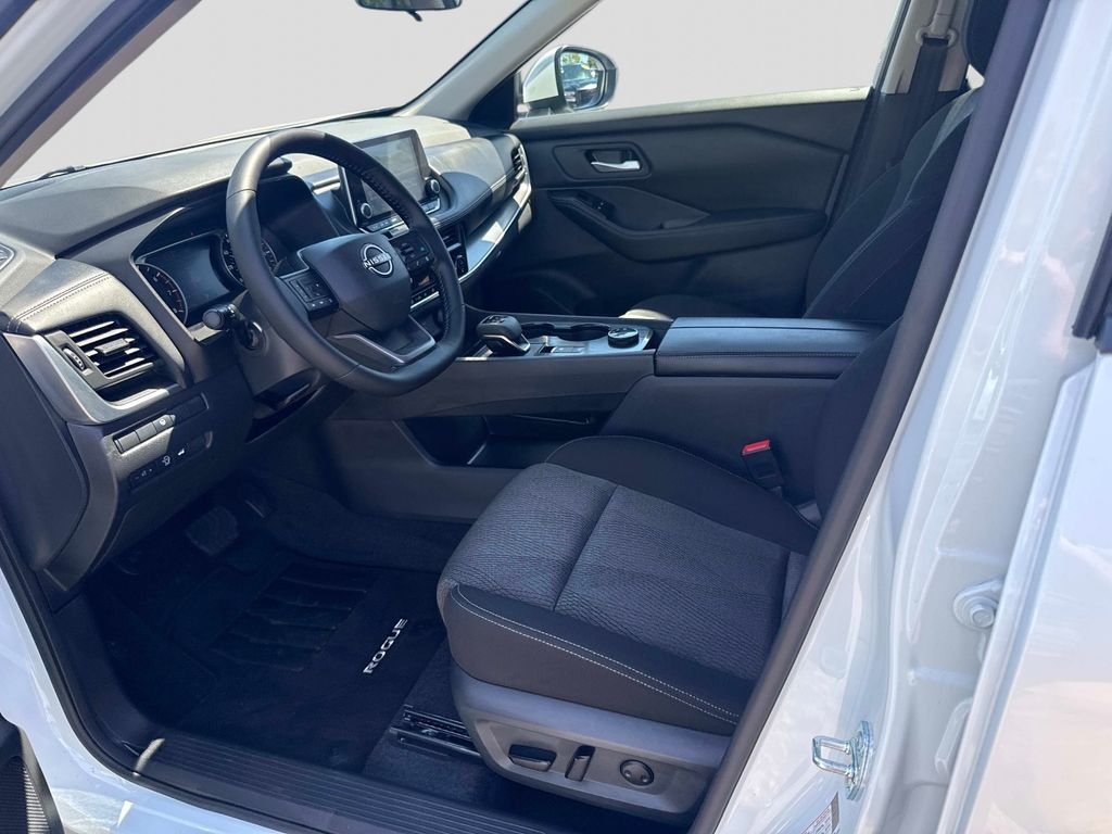 Used 2026 White Nissan SV image 18