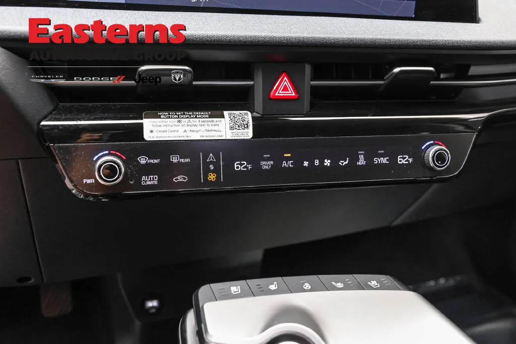 Used 2023 Blue Kia Wind image 20