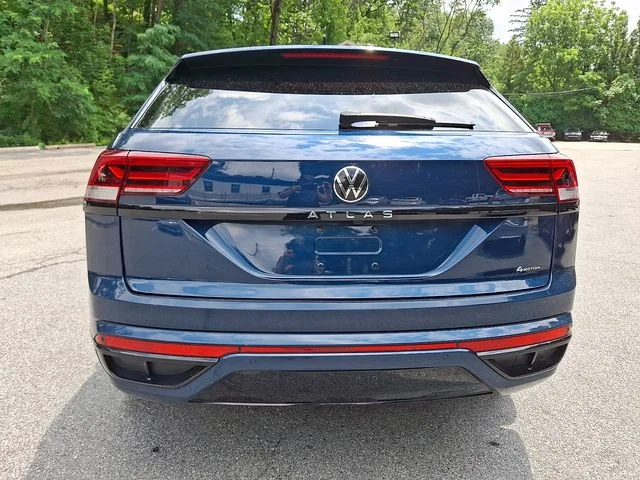 Used 2023 Blue Volkswagen 2.0T SEL R-Line image 7