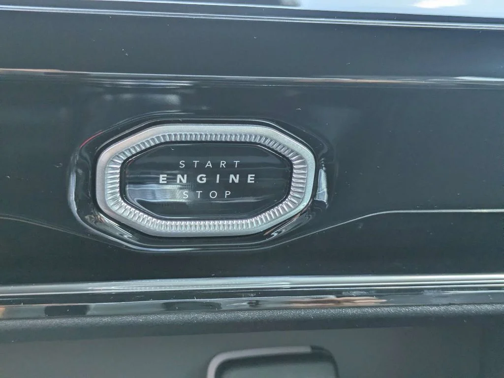 New 2027 Black Jeep  image 31