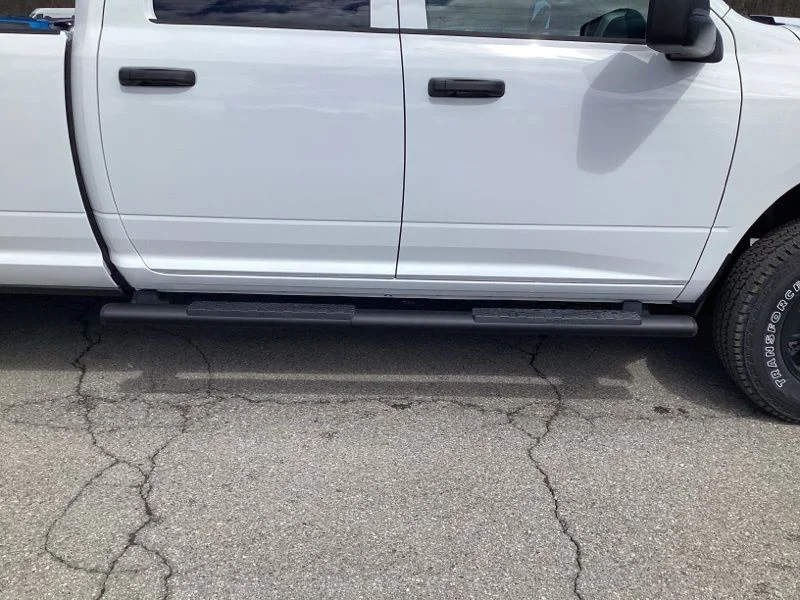 New 2026 Bright White Clear-Coat Exterior Paint RAM Tradesman image 11
