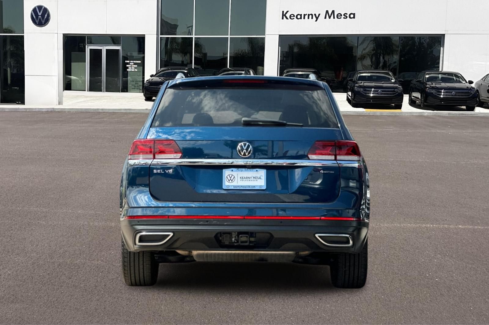 Certified Used 2023 Blue Metallic Volkswagen SEL image 5
