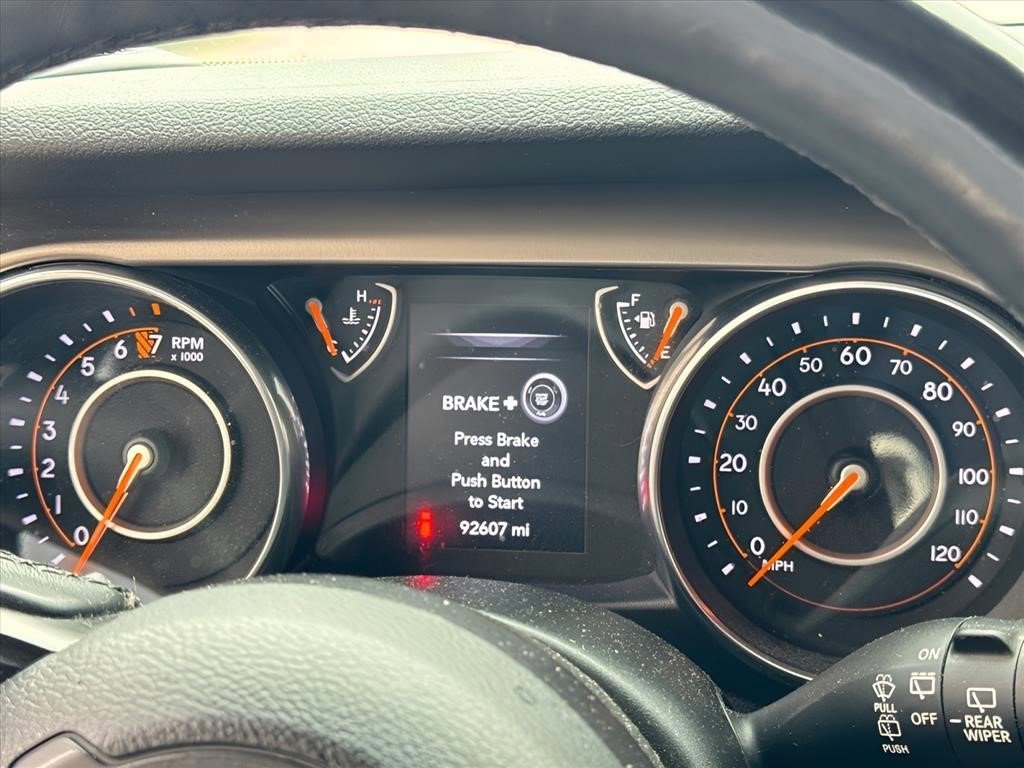 Used 2018 Sting-Gray Clearcoat Jeep Sport S image 17