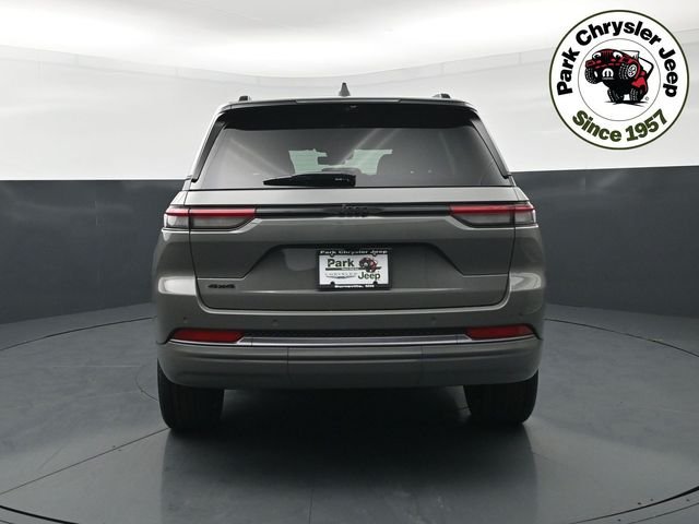 New 2027 Gray Jeep Limited Reserve image 5