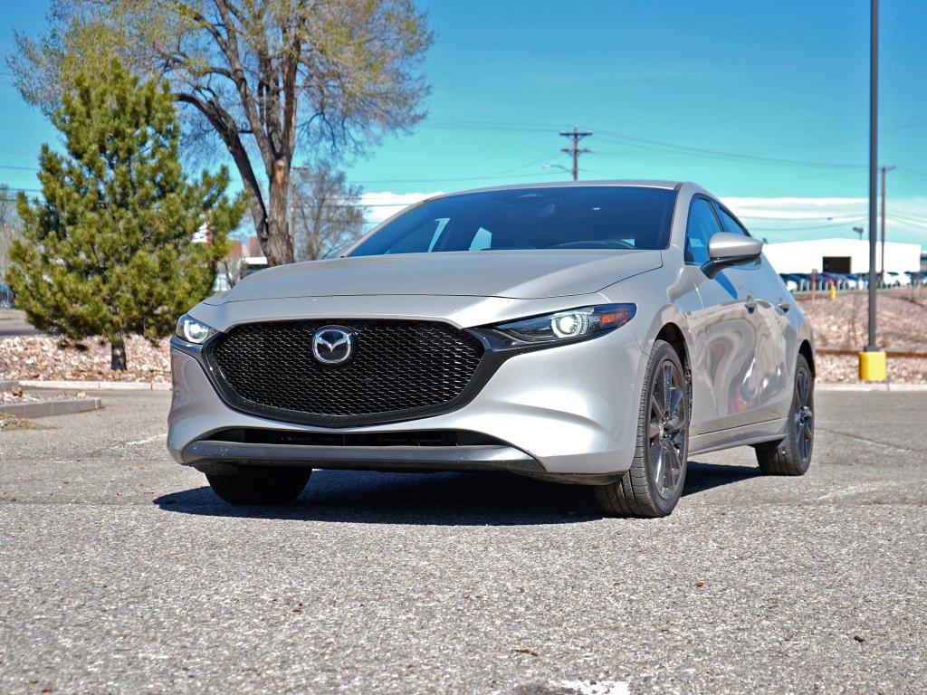 2026 Mazda CX-3 Premium MT 5-Door SKYACTIV's photo