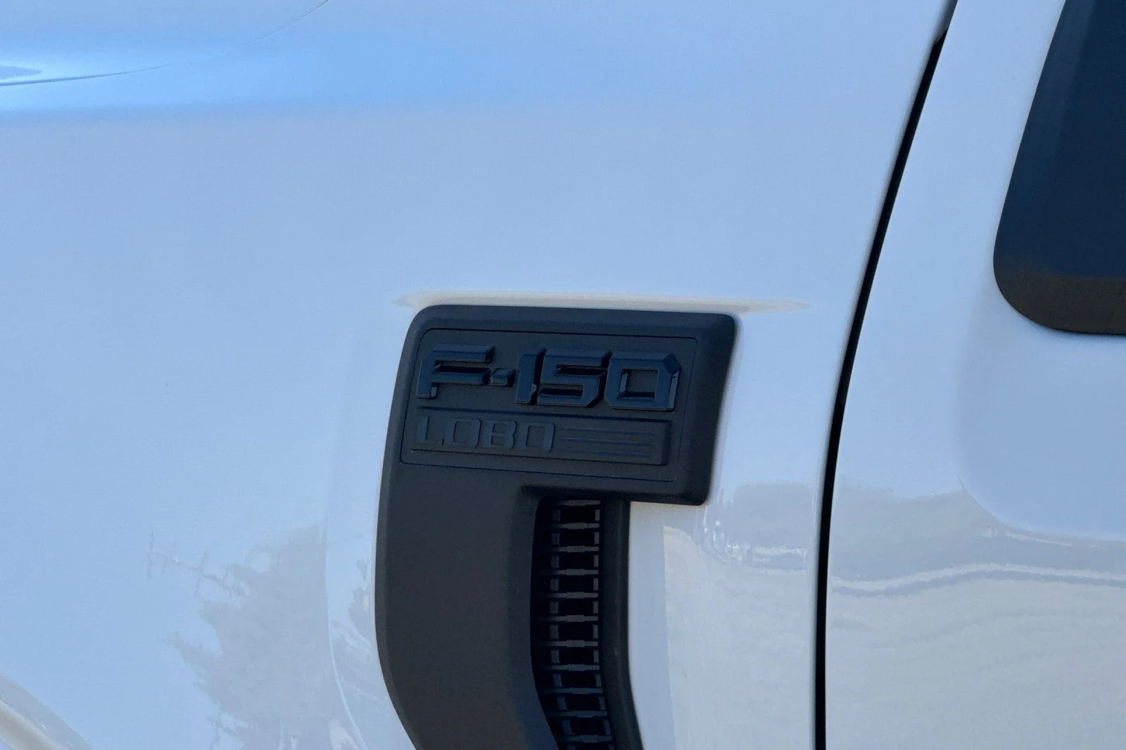 New 2026 Oxford White Ford STX® image 28