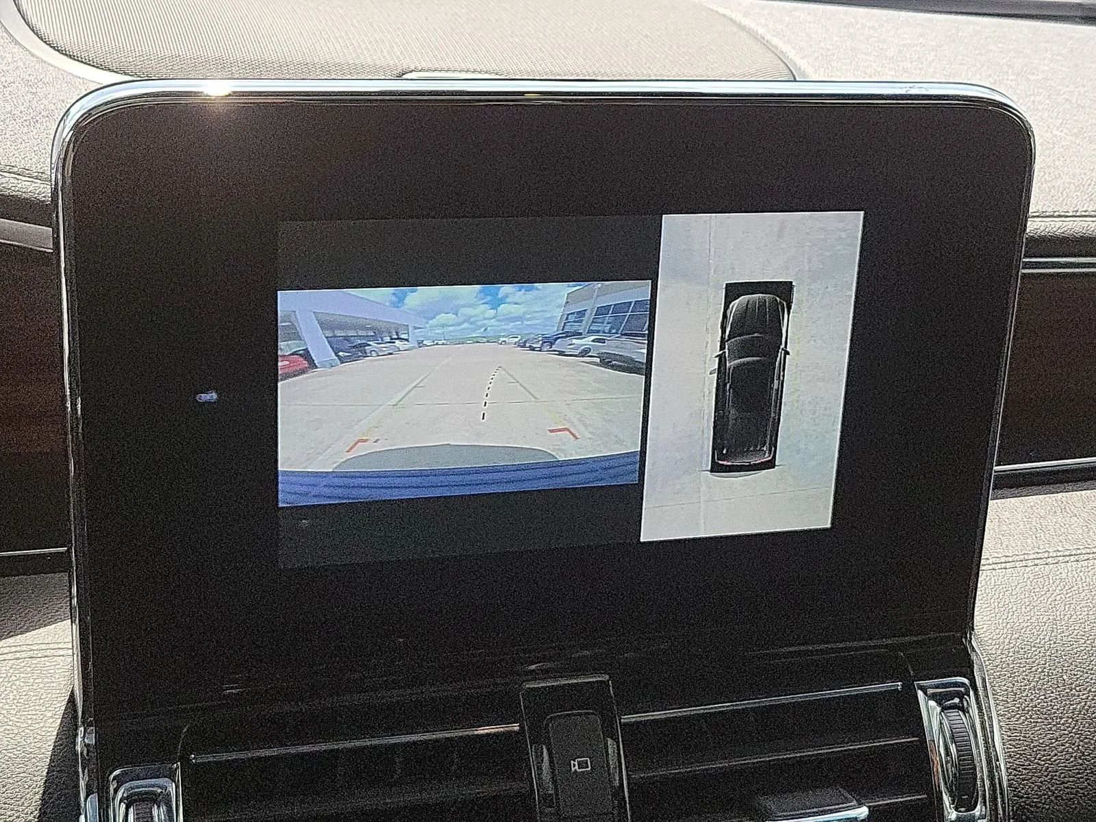 Used 2020 Black Lincoln Reserve L image 15