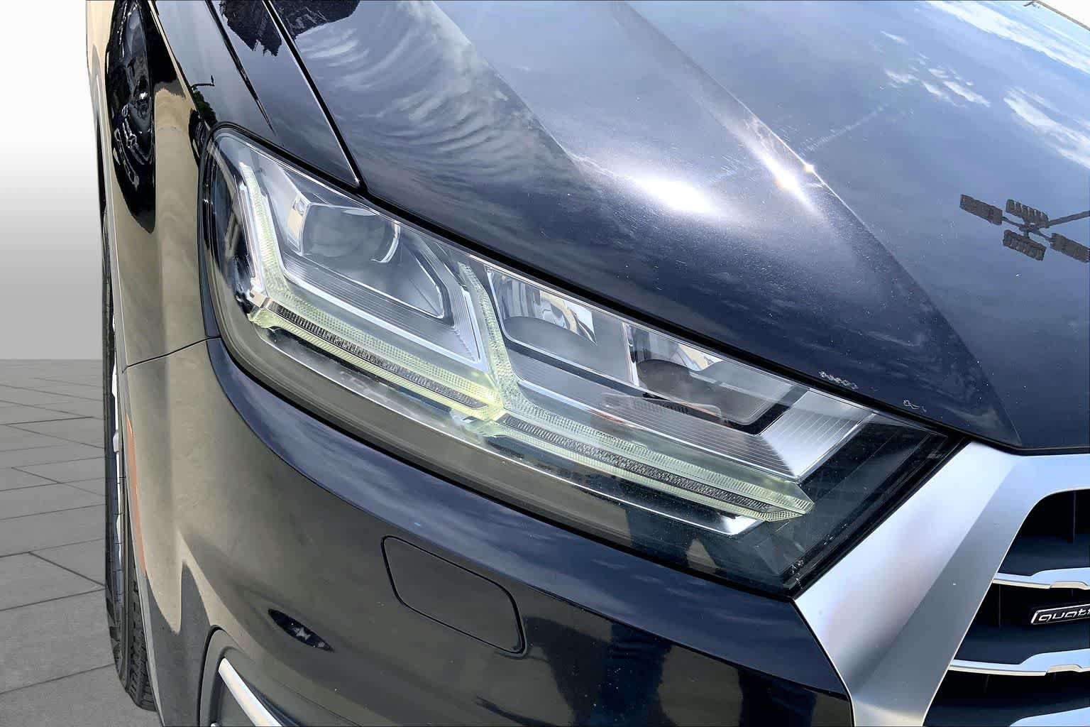 Used 2019 Orca Black Metallic Audi Premium Plus image 26