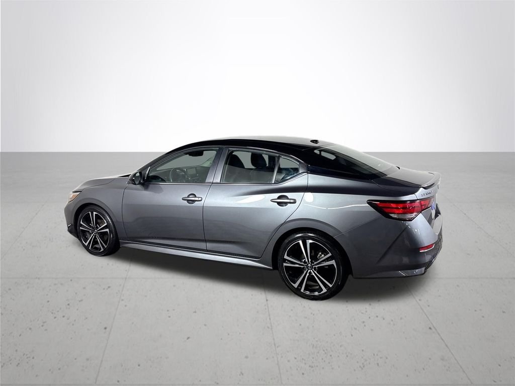 Used 2022 Gray Nissan SR image 8