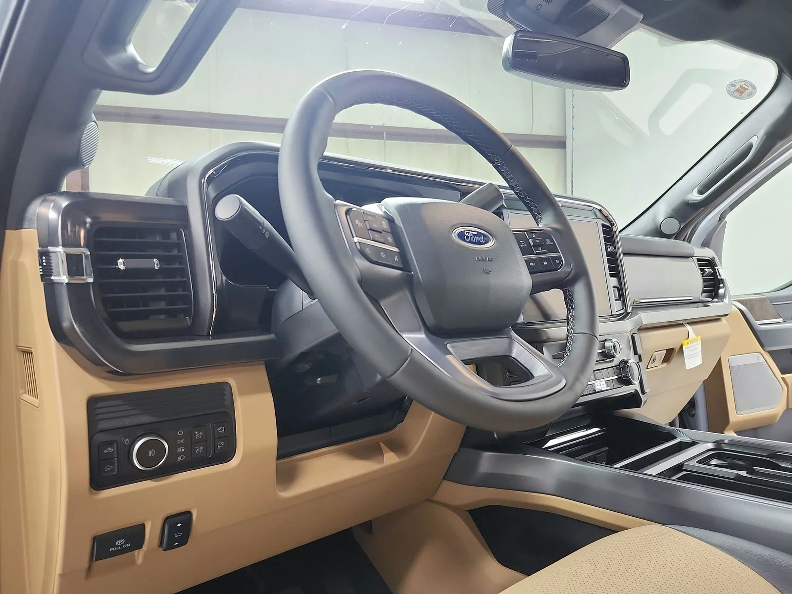 New 2026 Glacier Gray Metallic Tri-Coat Ford F-250® Lariat® image 18