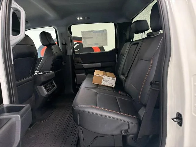 New 2026 Star White Metallic Tri-Coat Ford F-350® Lariat® image 31