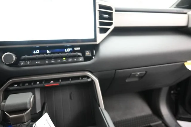 2026 Toyota Tundra Limited - Photo 10