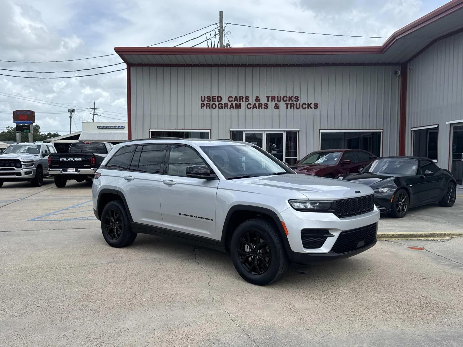 2024 Jeep Grand Cherokee Altitude