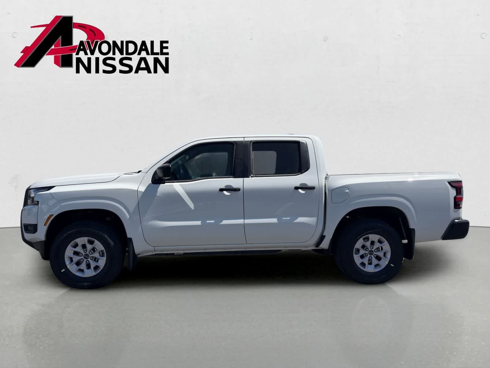 New 2026 Glacier White Nissan Crew Cab S image 3