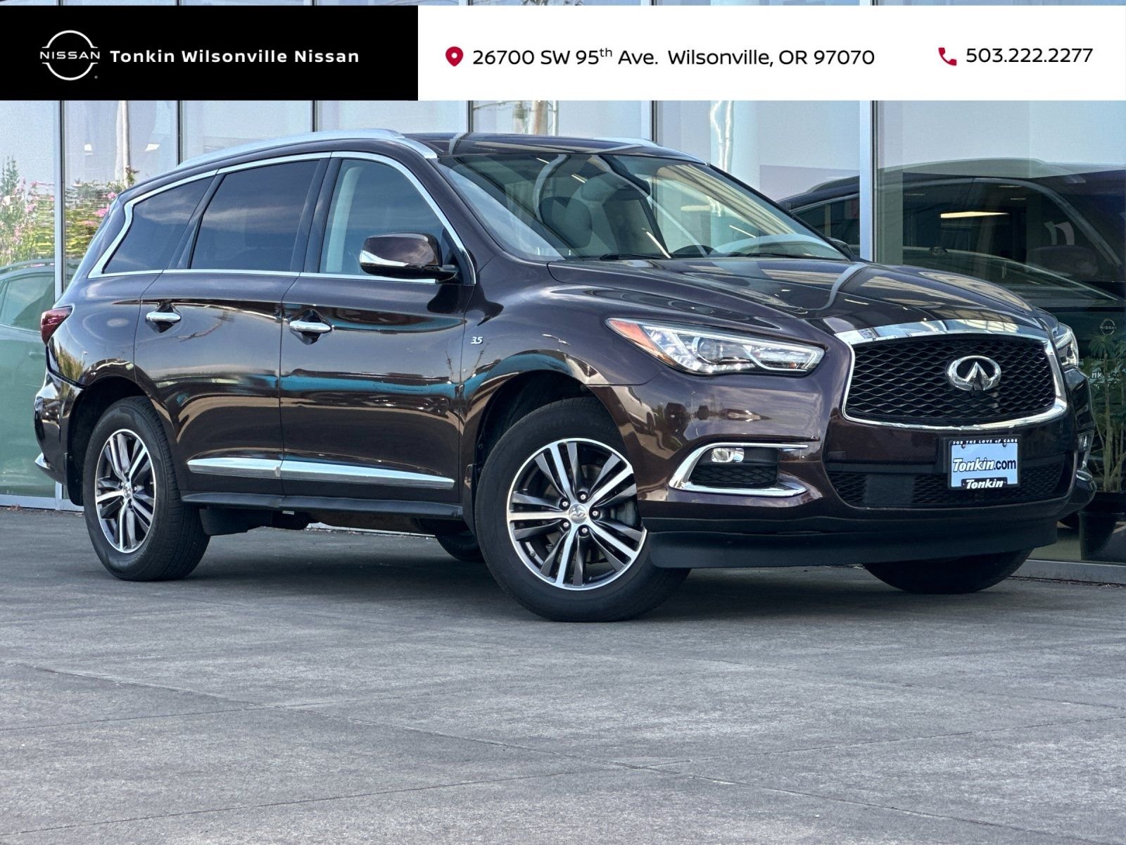 Used 2019 Mocha Almond INFINITI LUXE image 1