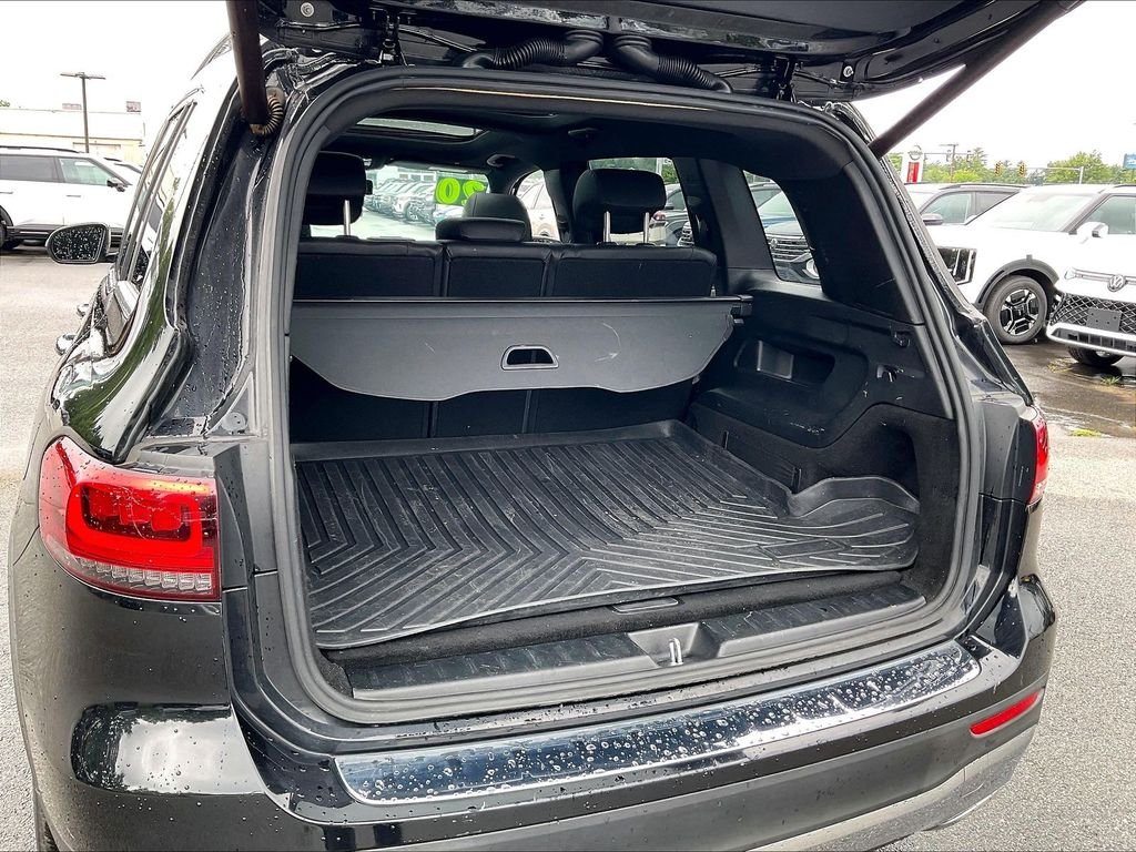 Used 2020 Cosmos Black Metallic Mercedes-Benz GLB 250 image 36