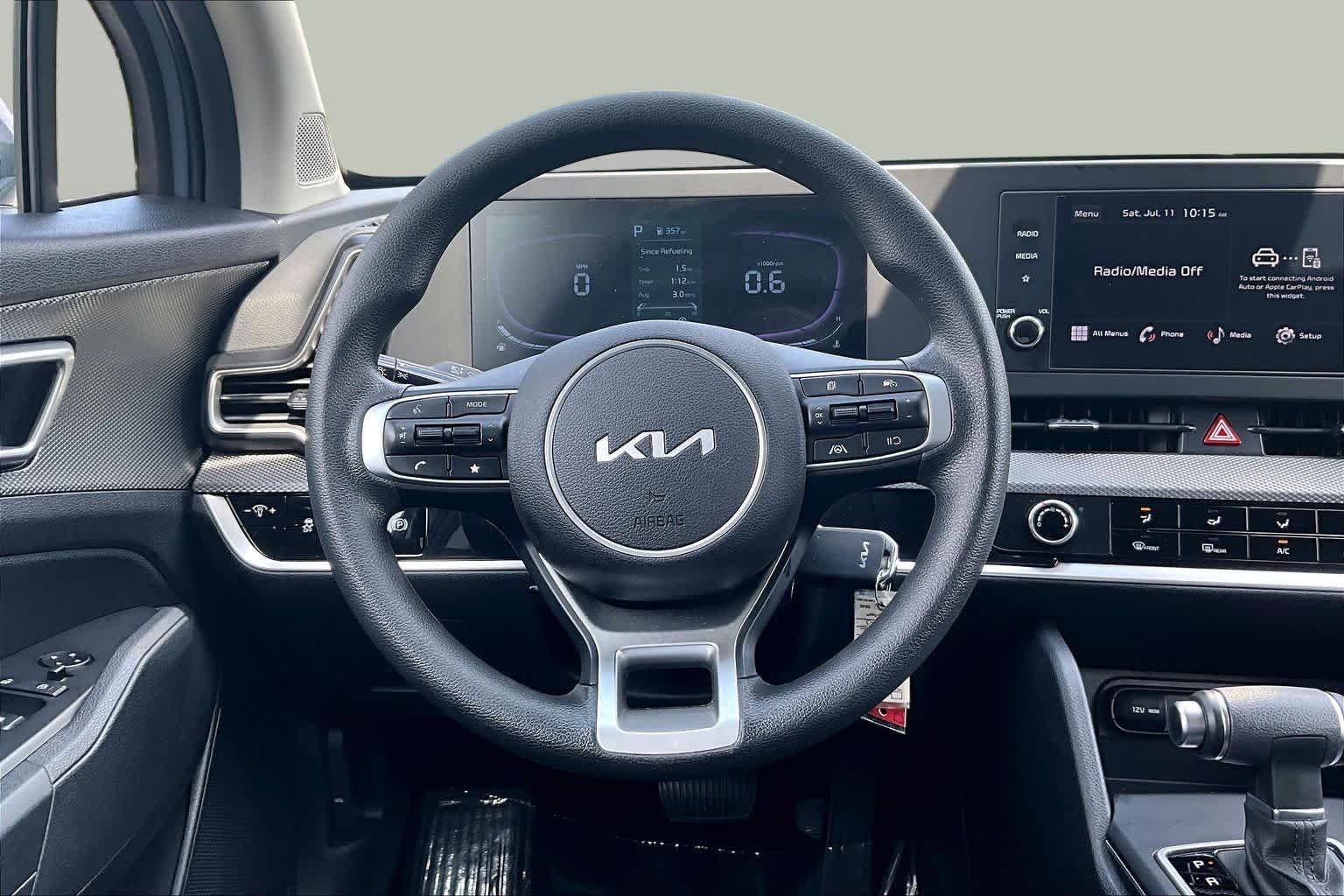 Used 2025 Everlasting Silver Kia LX image 6