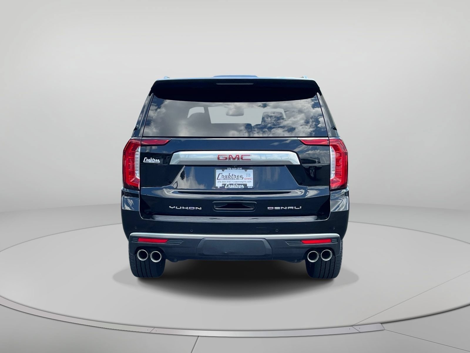 Used 2024 Onyx Black GMC Denali image 4