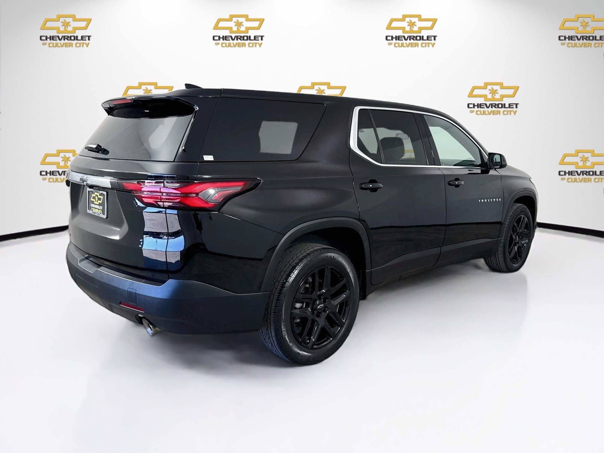 Used 2022 Mosaic Black Metallic Chevrolet LS image 8