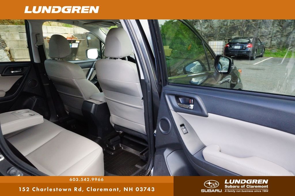 Used 2016 Gray Subaru 2.5i Touring image 29