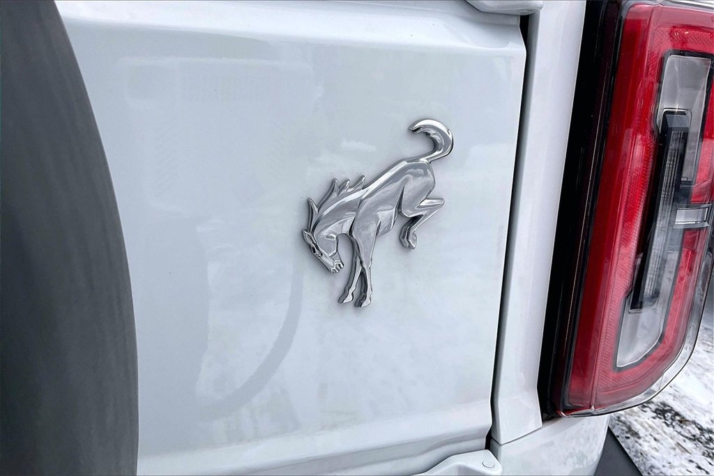 2022 FORD BRONCO - Image 6