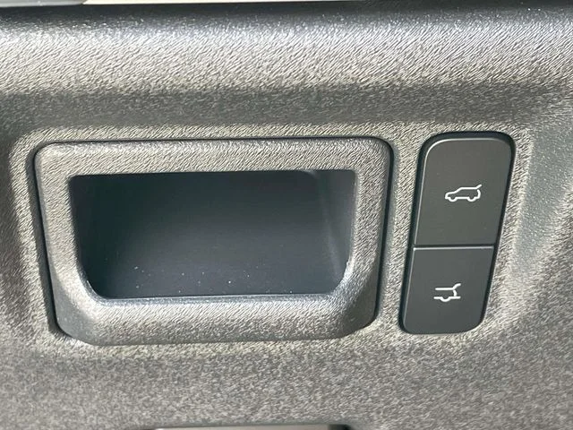 New 2027 Black Ford Active image 25