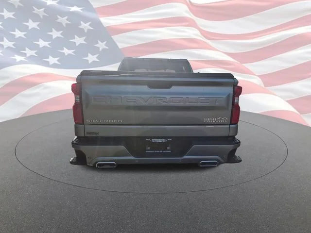 Used 2026 Gray Chevrolet High Country image 4