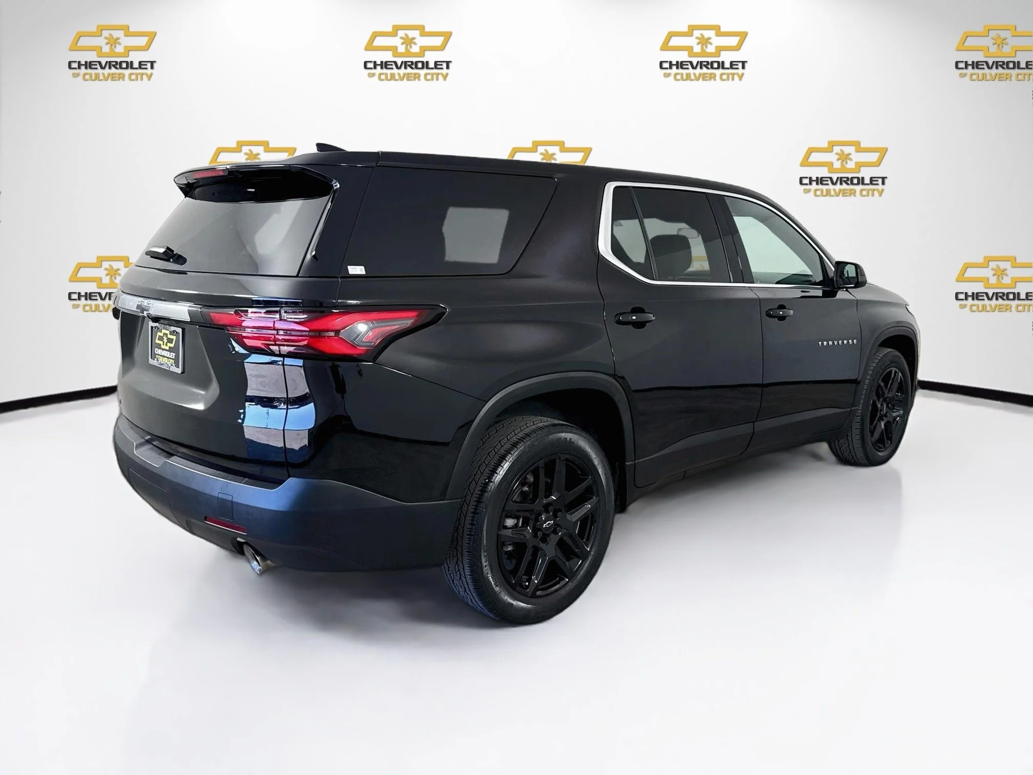 Used 2022 Mosaic Black Metallic Chevrolet LS image 8
