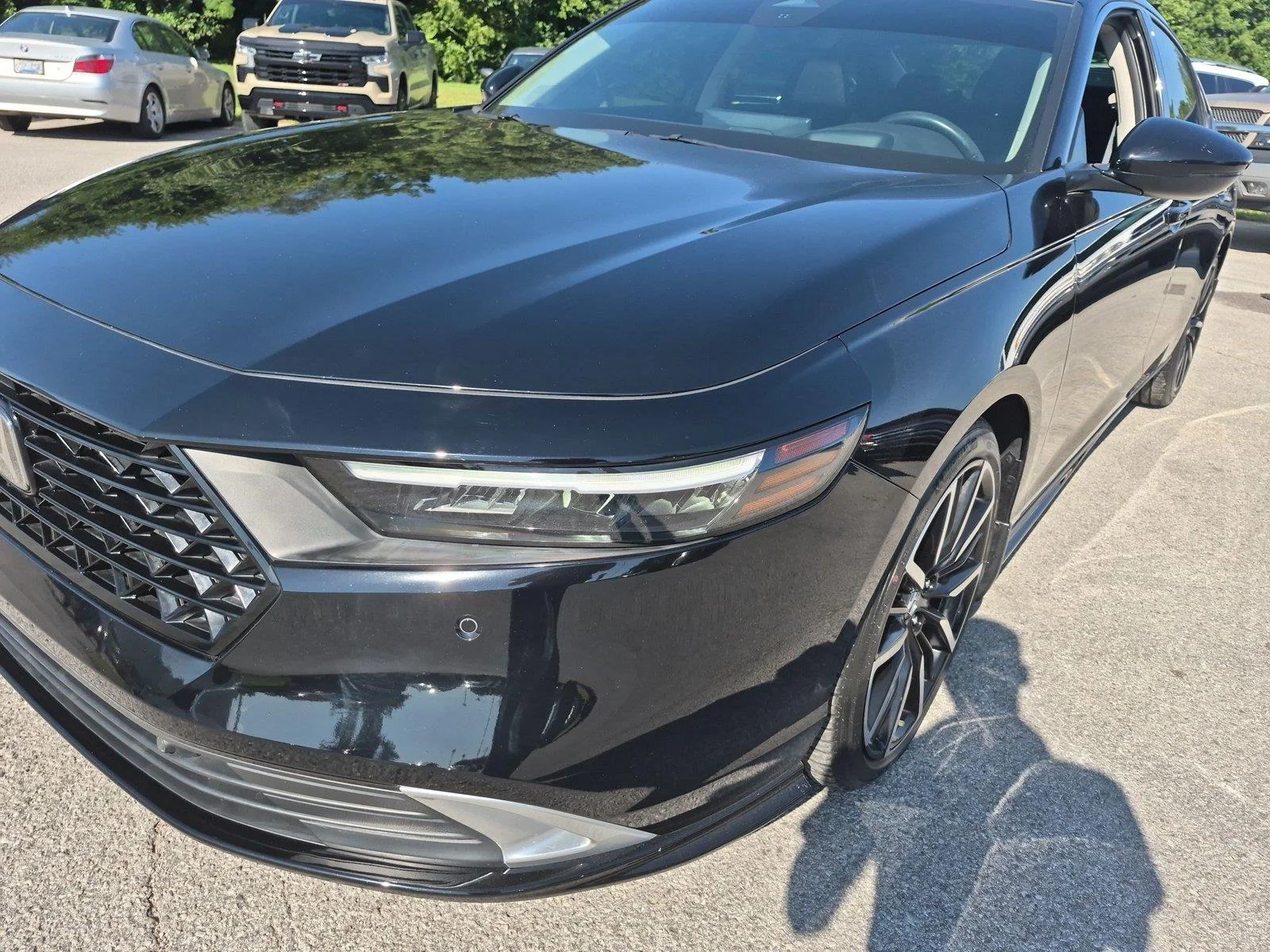 Used 2023 Crystal Black Pearl Honda Touring image 9