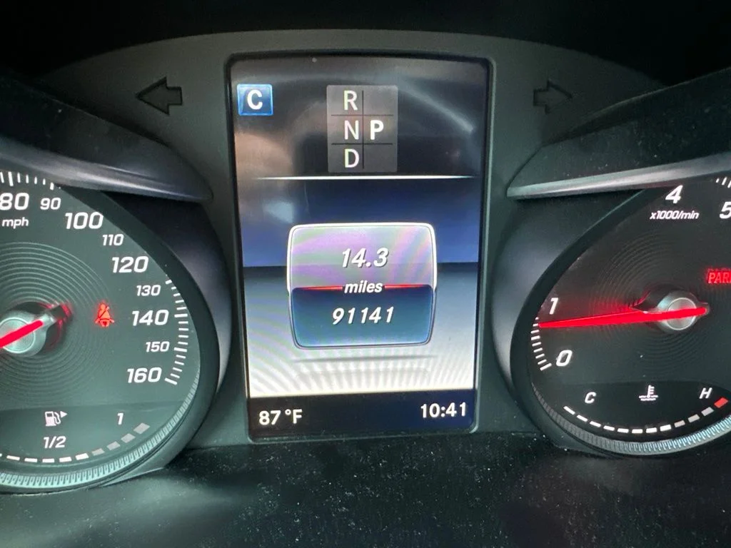 Used 2018 White Mercedes-Benz GLC 300 image 9