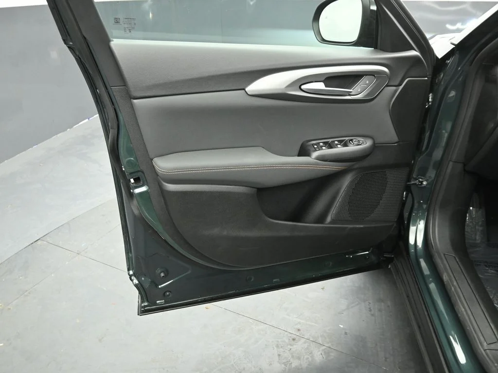 New 2026 Verde Monza (Green) Exterior Paint Alfa Romeo Base image 21