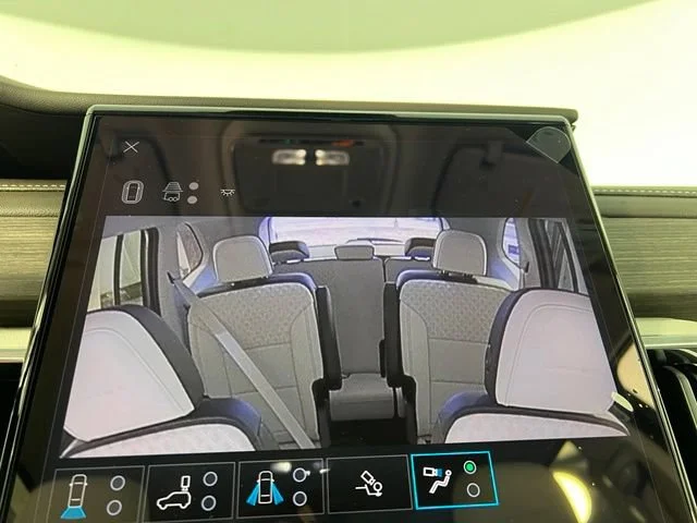 New 2027 Glacier White Tricoat GMC Denali image 29