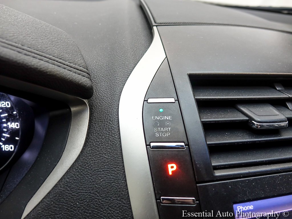 Used 2013 Quartz Metallic Lincoln Base image 14