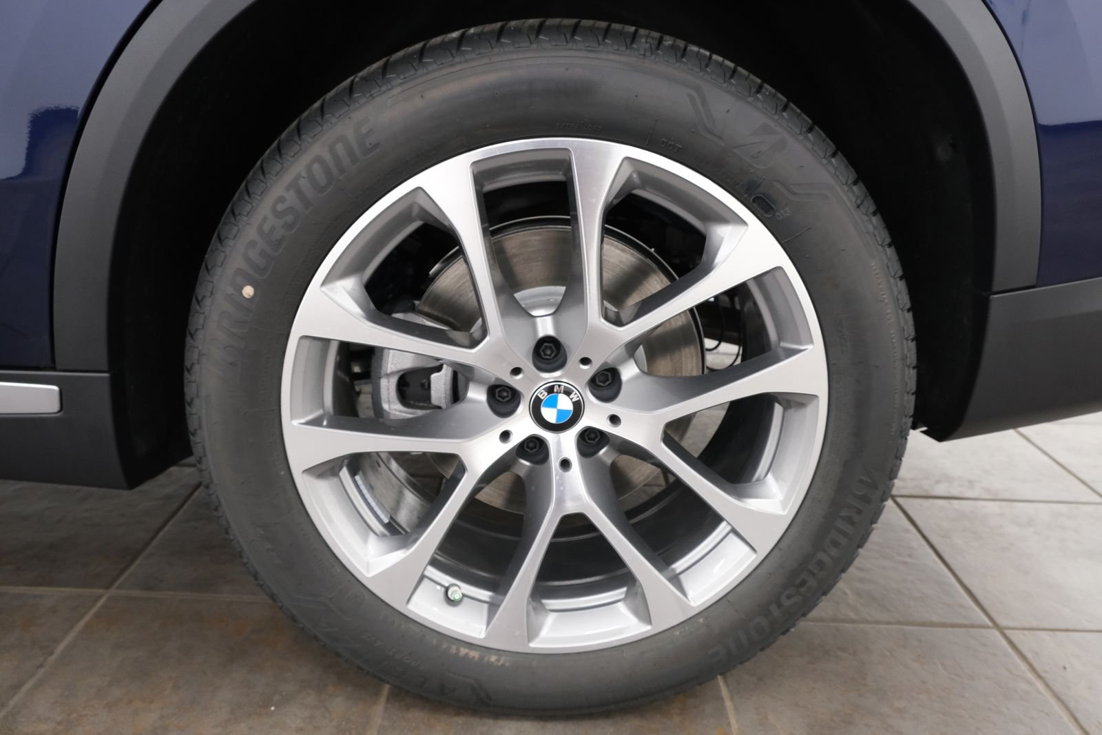 New 2026 Tanzanite Blue II Metallic BMW xDrive40i image 59