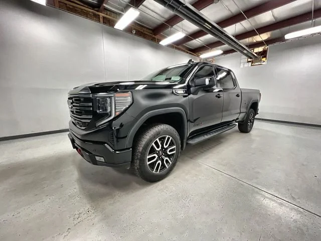 2024 GMC Sierra AT4 4WD Crew Cab Short Box's photo