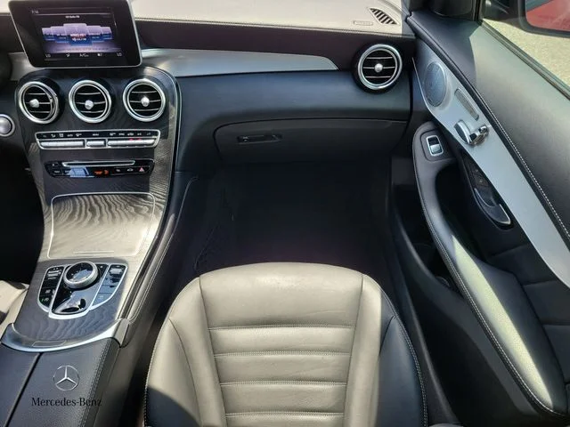 Used 2019  Mercedes-Benz GLC 300 Coupe image 16