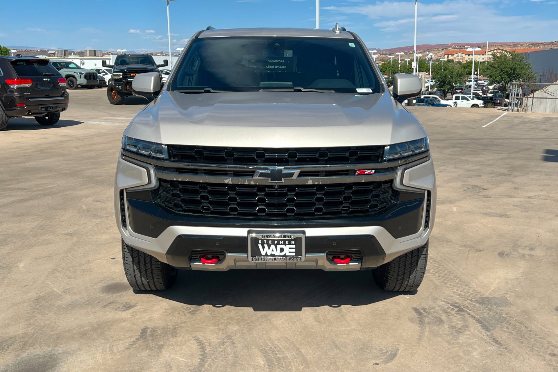 Used 2021 Empire Beige Metallic Chevrolet Z71 image 9