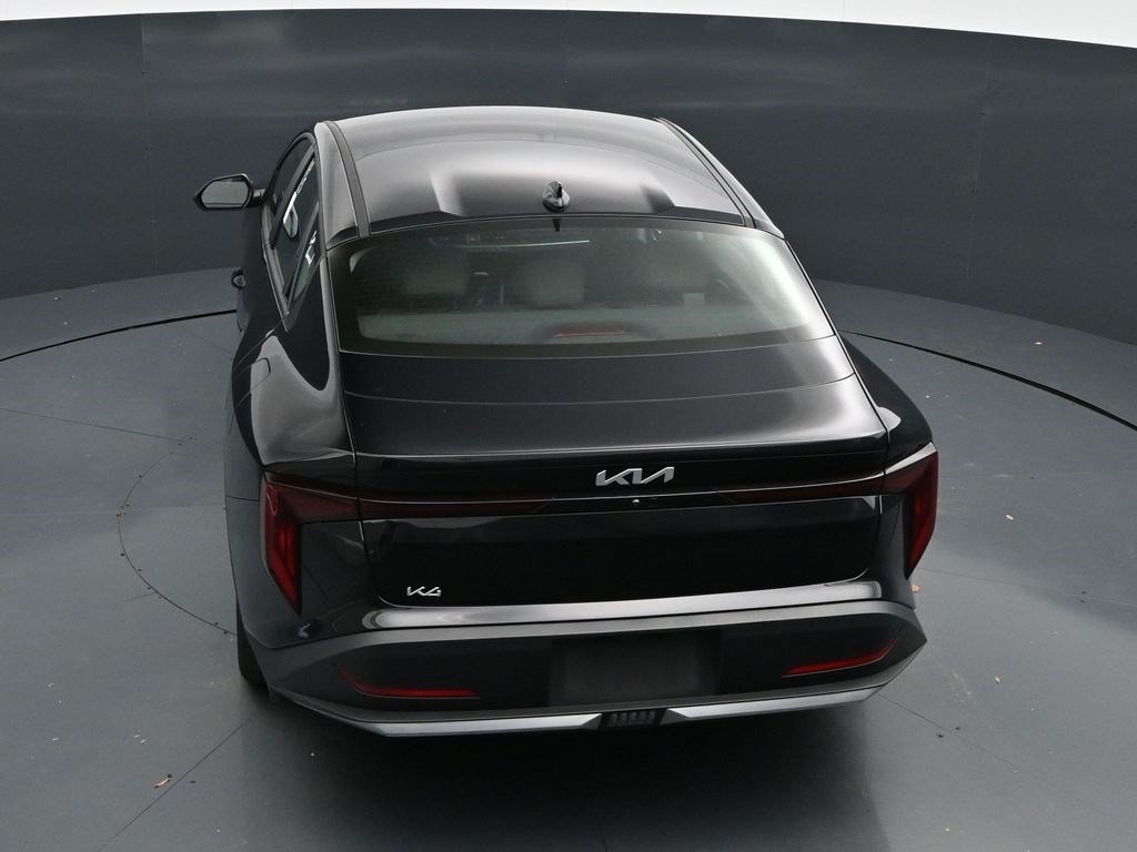 Used 2025 Aurora Black Pearl Kia LXS image 29