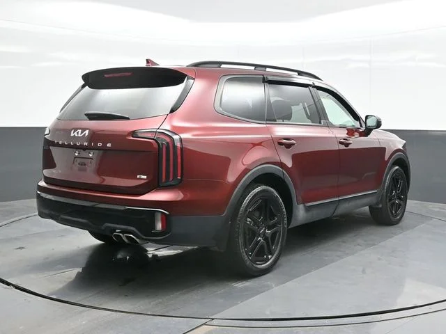 Used 2024 Red Kia EX X-Line image 9