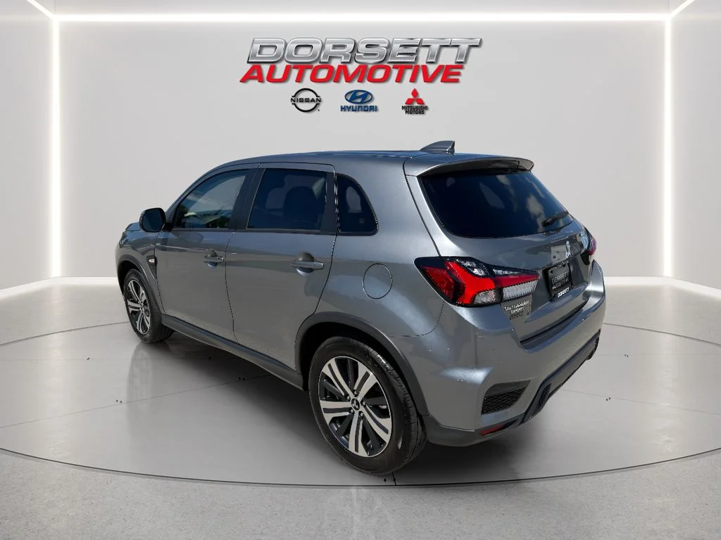 Used 2025 Alloy Silver Metallic Mitsubishi ES image 8
