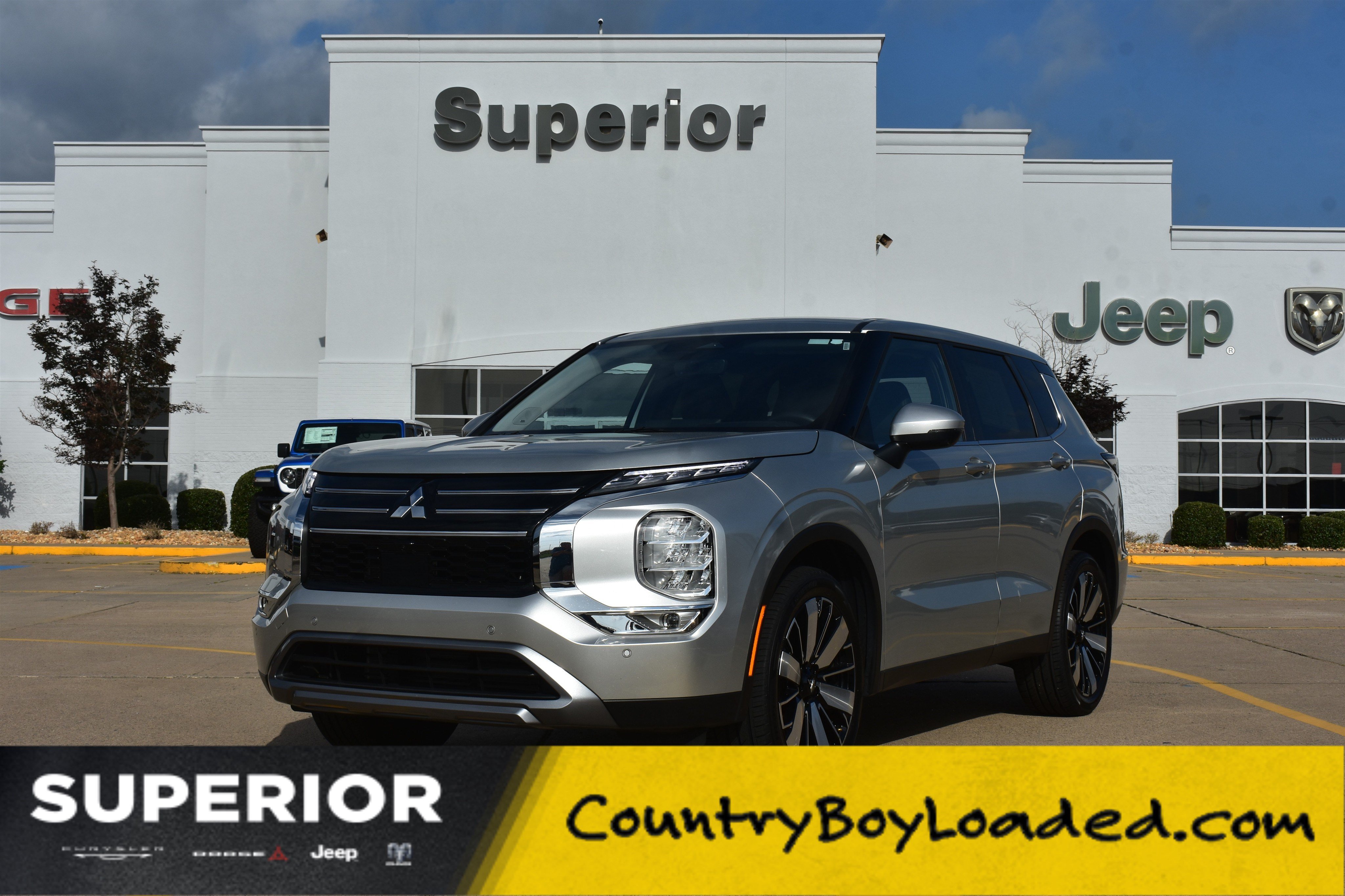 2025 Mitsubishi Outlander SE 2WD's photo