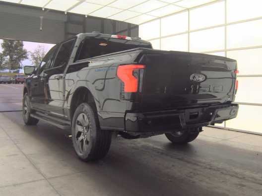 Used 2025 Agate Black Metallic Ford Flash image 4