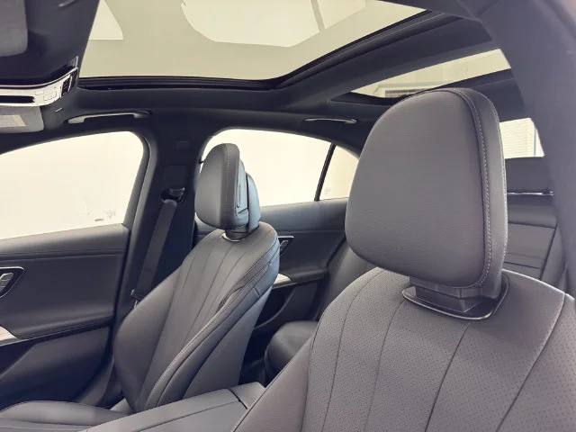 New 2027 Black Mercedes-Benz E 350 image 5