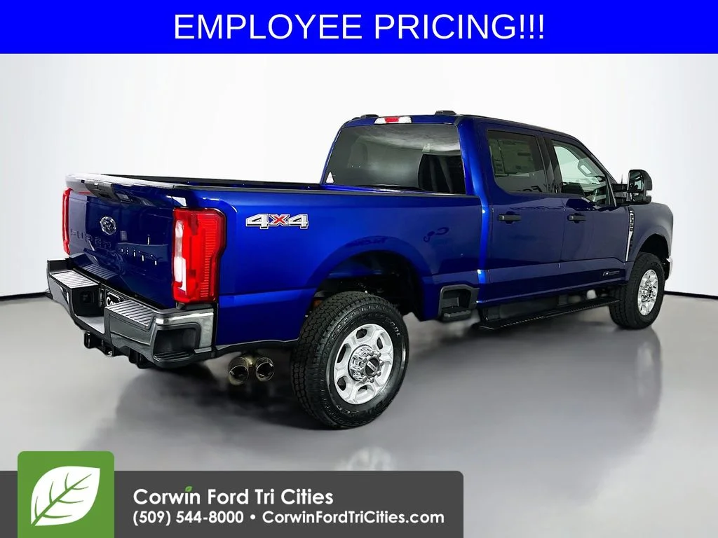 New 2026 Blue Ford XLT image 15