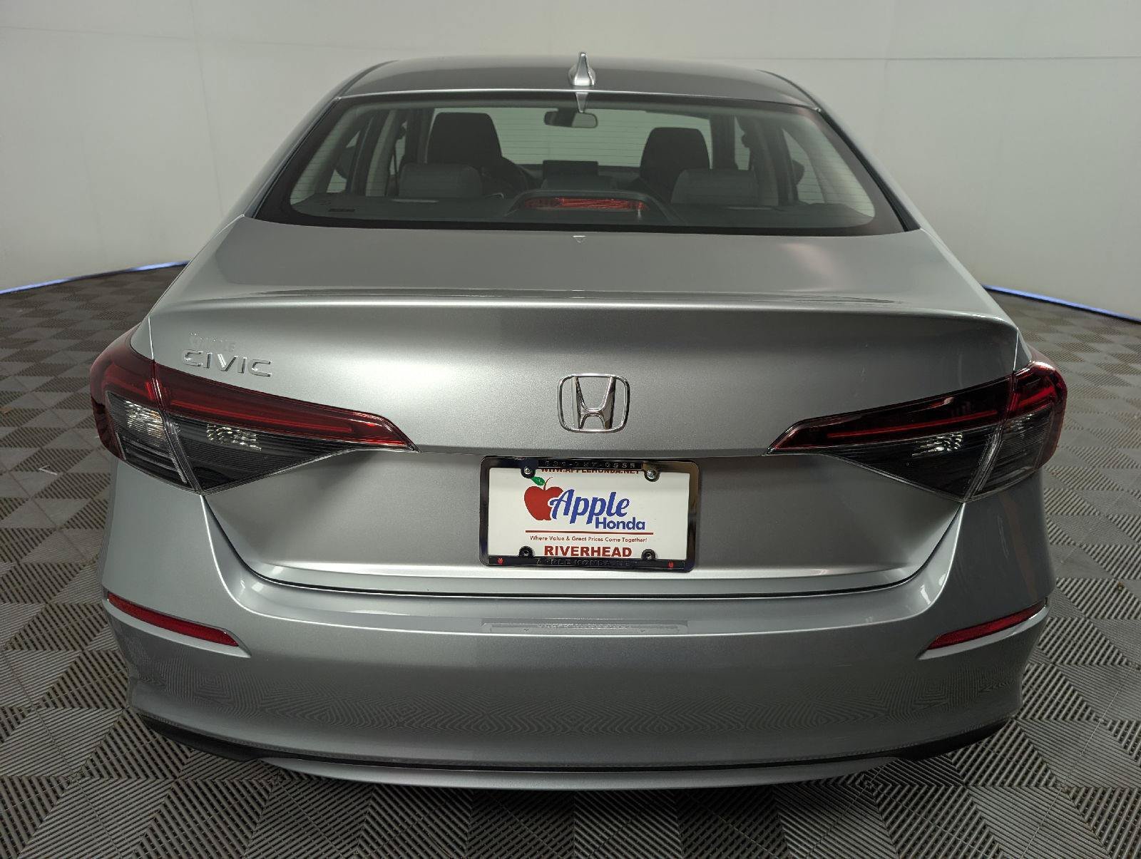 Certified Used 2026 Solar Silver Metallic Honda 2WD LX image 35
