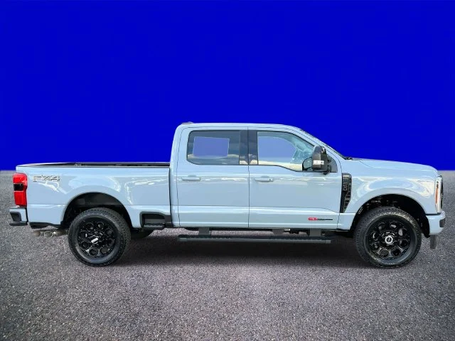 New 2027 Glacier Gray Metallic Tri-Coat Ford F-250® Lariat® image 2