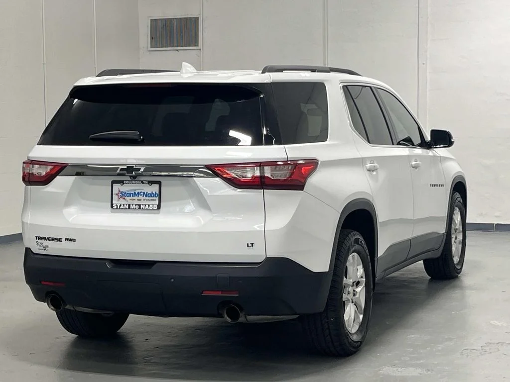 Used 2020 SUMMIT WHITE Chevrolet LT Cloth image 8